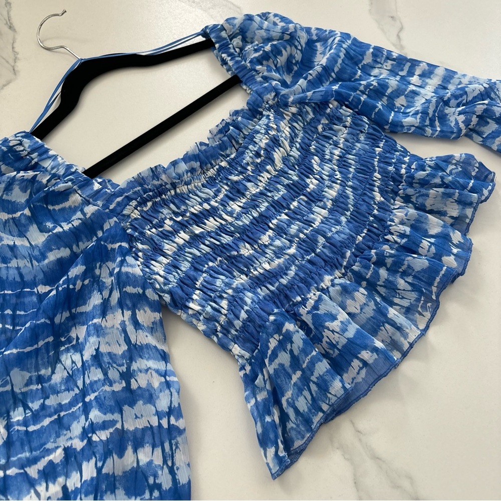 ZARA| BLUE & WHITE CROPPED PUFF SLEEVE TOP